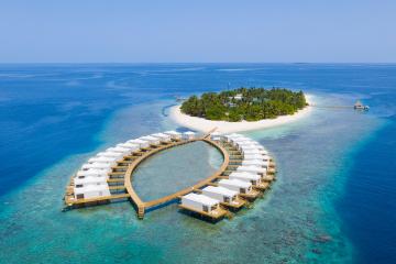 Отель Sandies Bathala Resort Мальдивы, Адду Атолл, фото 1
