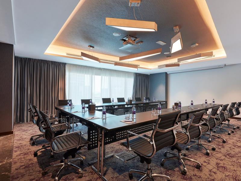 Park Regis Business Bay Hotel