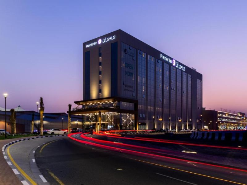 Premier Inn Dubai Dragon Mart