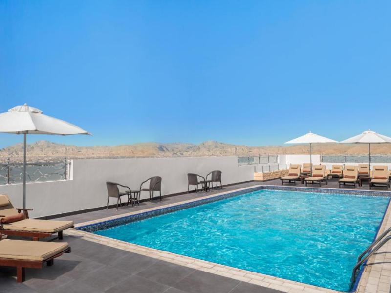 DoubleTree By Hilton Ras Al Khaimah Corniche Hotel & Residences