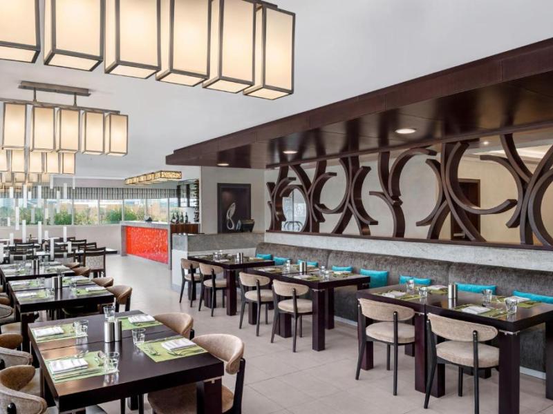 DoubleTree By Hilton Ras Al Khaimah Corniche Hotel & Residences