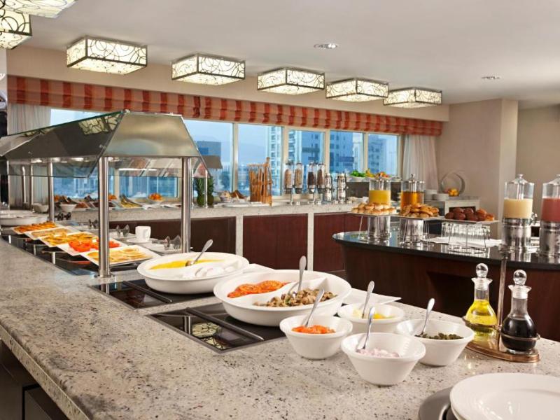 DoubleTree By Hilton Ras Al Khaimah Corniche Hotel & Residences