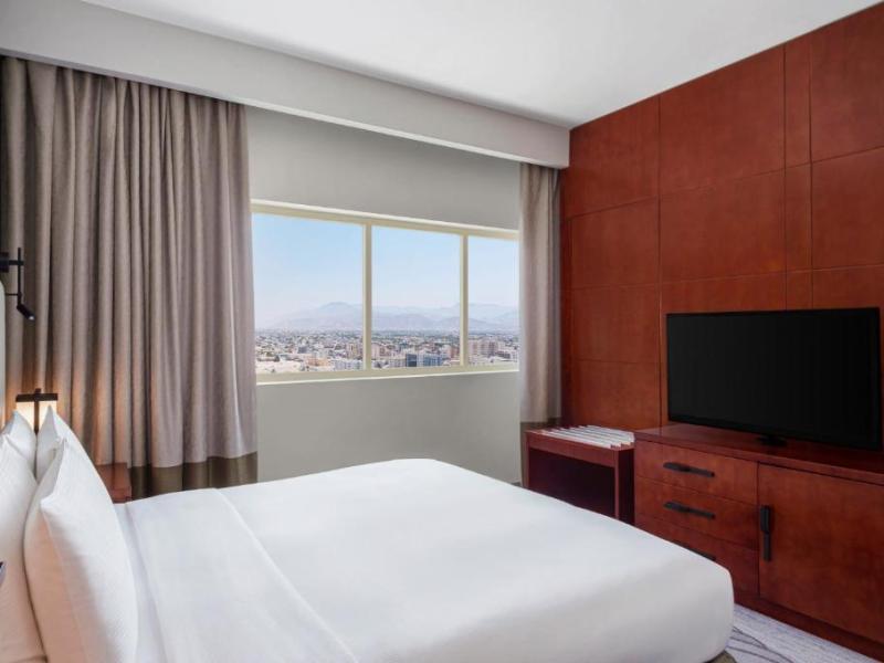 DoubleTree By Hilton Ras Al Khaimah Corniche Hotel & Residences