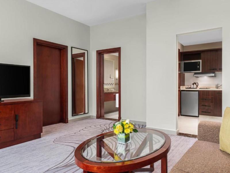 DoubleTree By Hilton Ras Al Khaimah Corniche Hotel & Residences