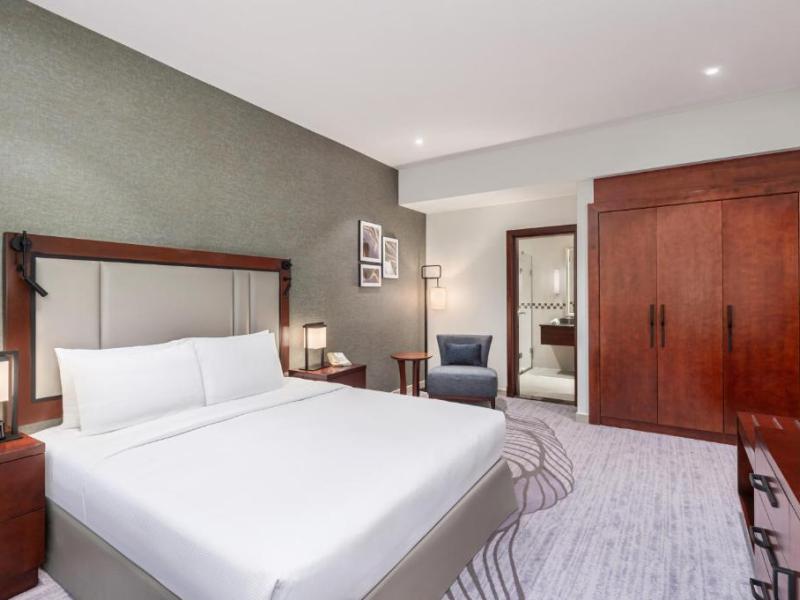 DoubleTree By Hilton Ras Al Khaimah Corniche Hotel & Residences