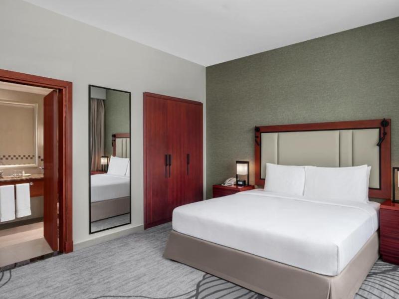 DoubleTree By Hilton Ras Al Khaimah Corniche Hotel & Residences