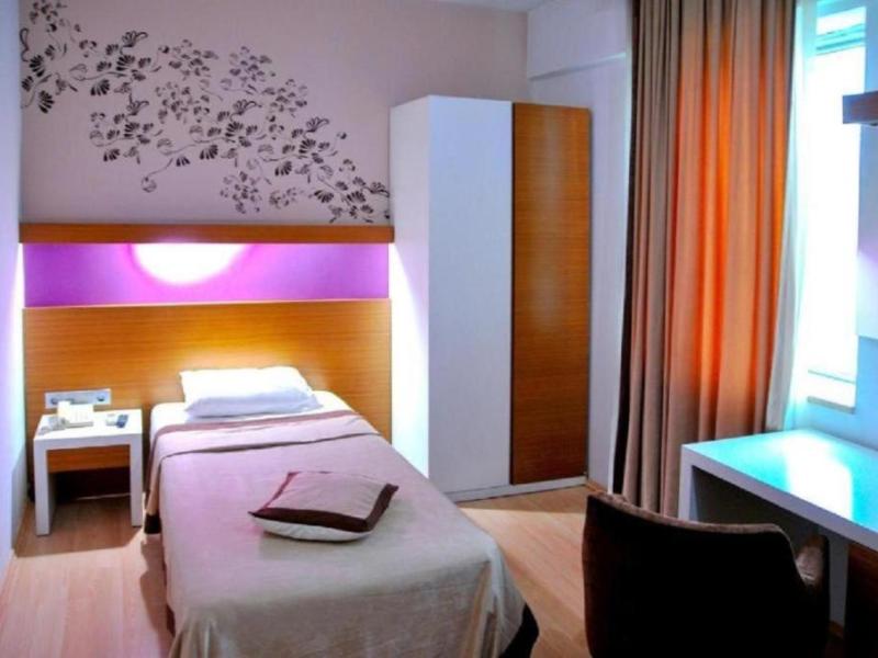 Expo Park Hotel