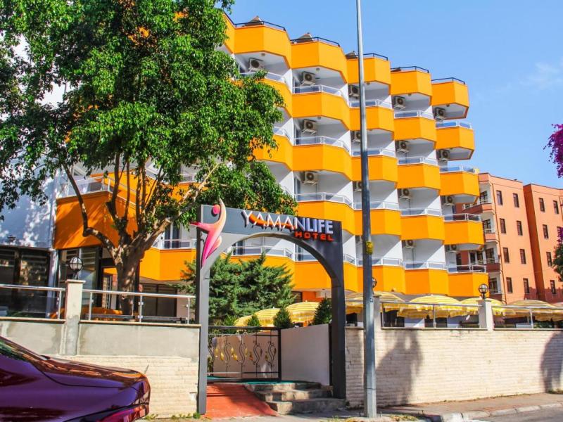 Yaman Life Hotel