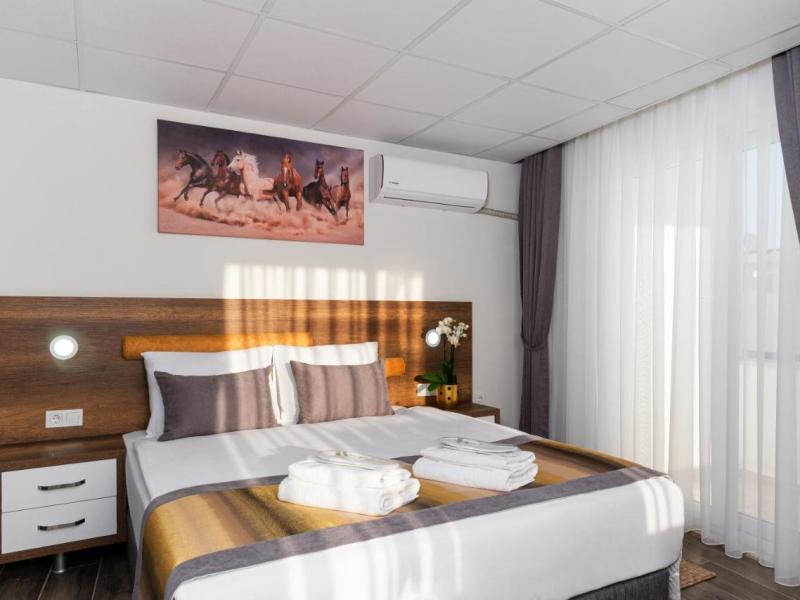 Grand Gulluk Hotel