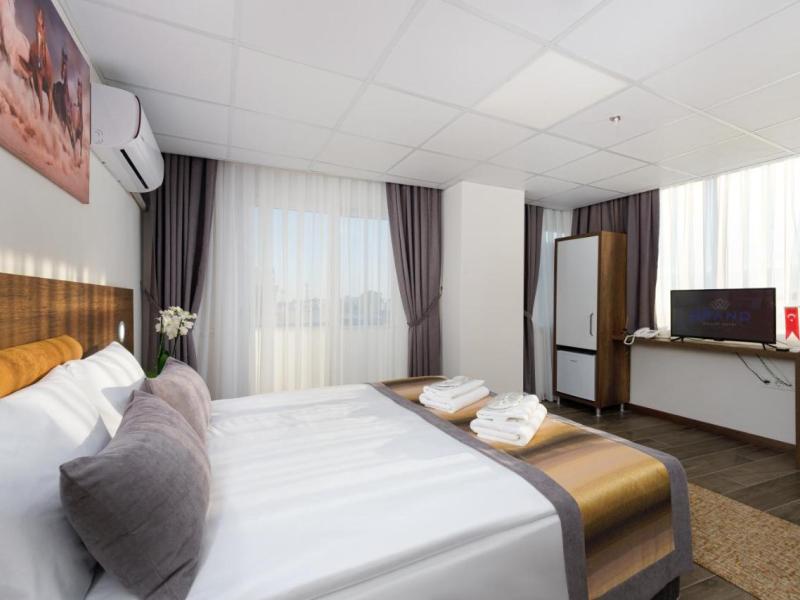 Grand Gulluk Hotel