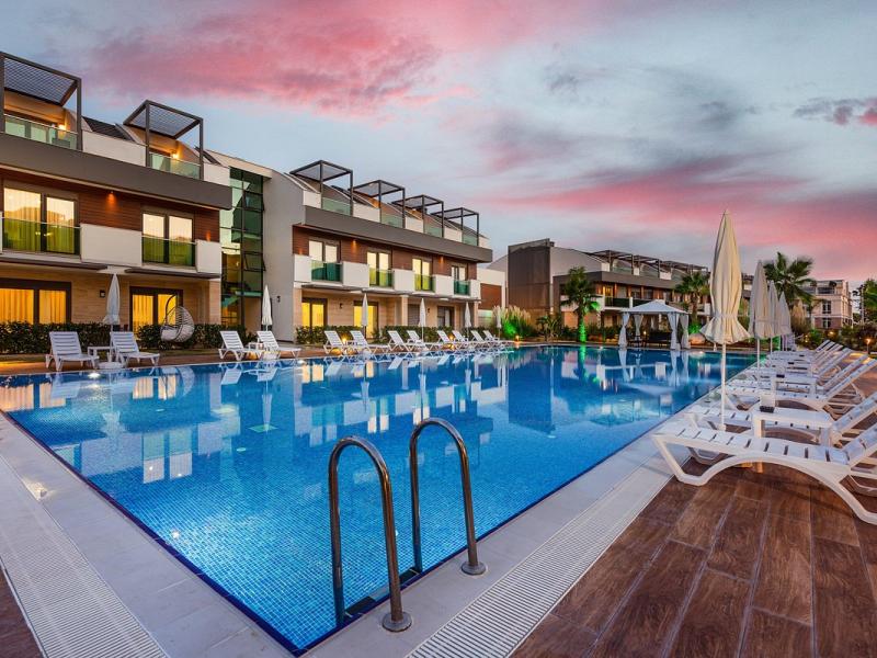 Veranda Beach Suites