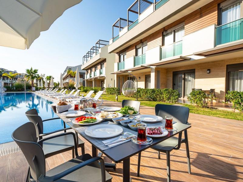 Veranda Beach Suites