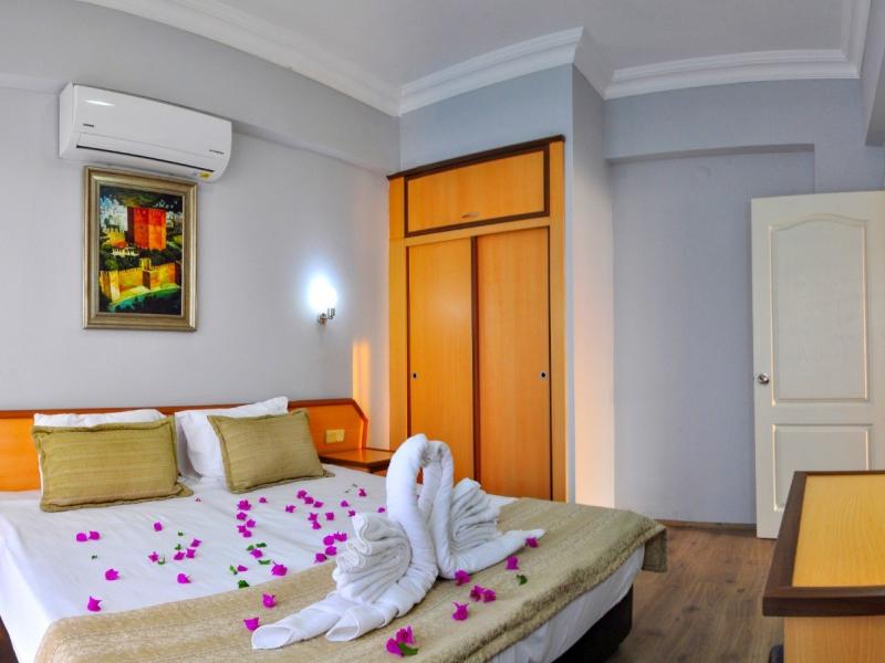 Bella Vista Suit Hotel