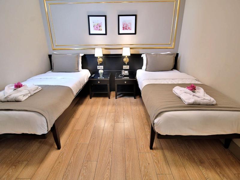 Pacco Boutique Hotel