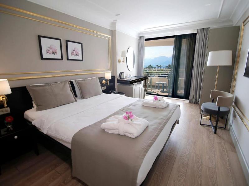 Pacco Boutique Hotel