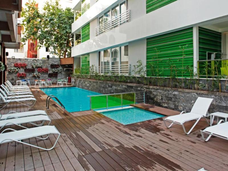 Kleopatra Suit Hotel