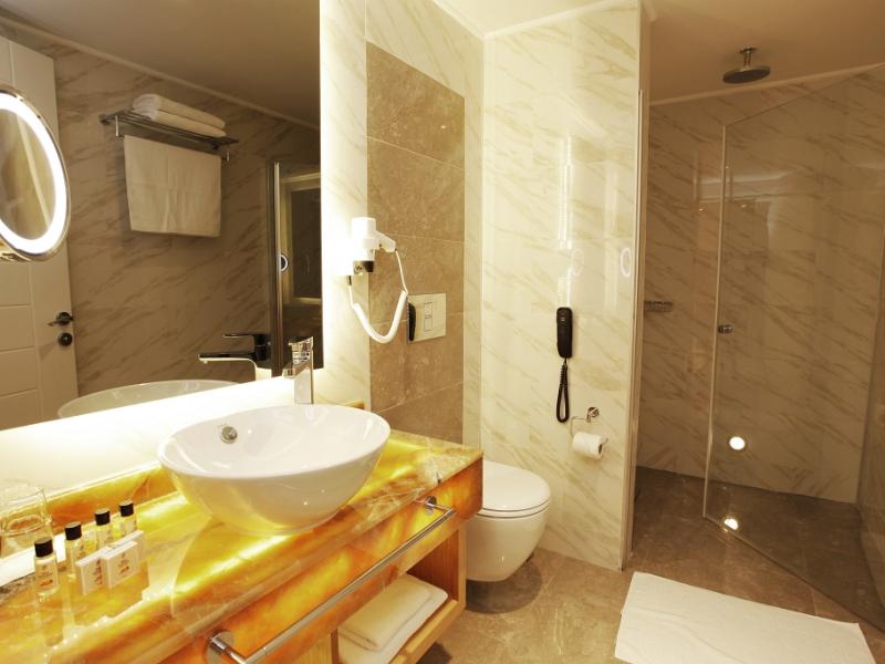 Kleopatra Suit Hotel