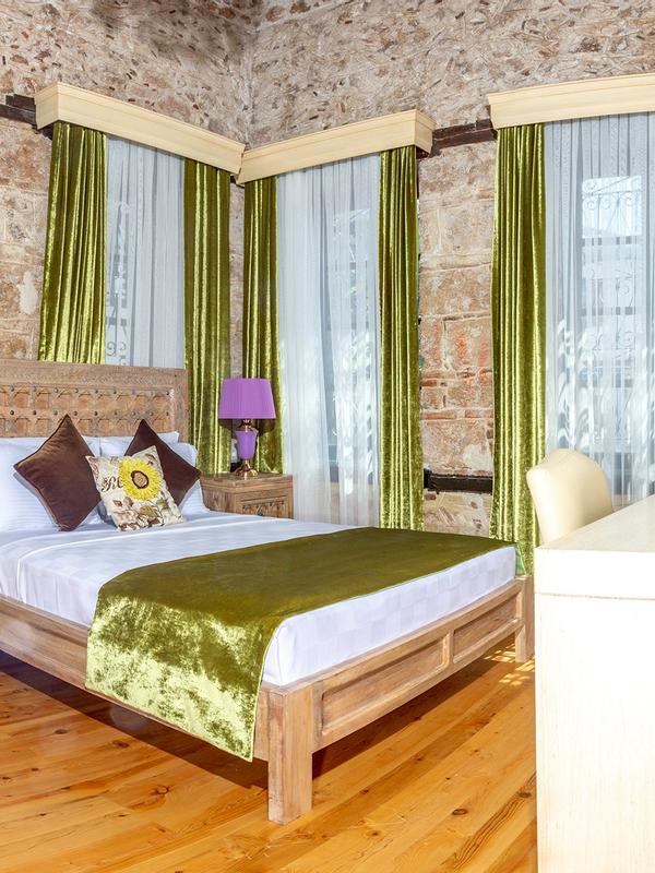 Cedrus Hotel
