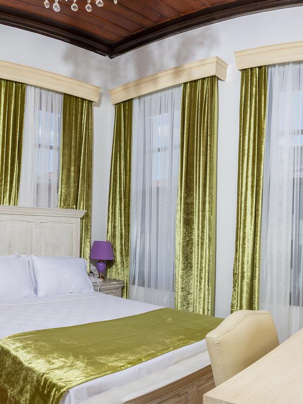 Cedrus Hotel