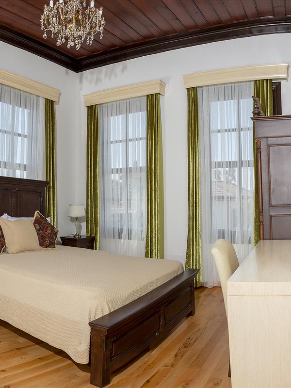 Cedrus Hotel