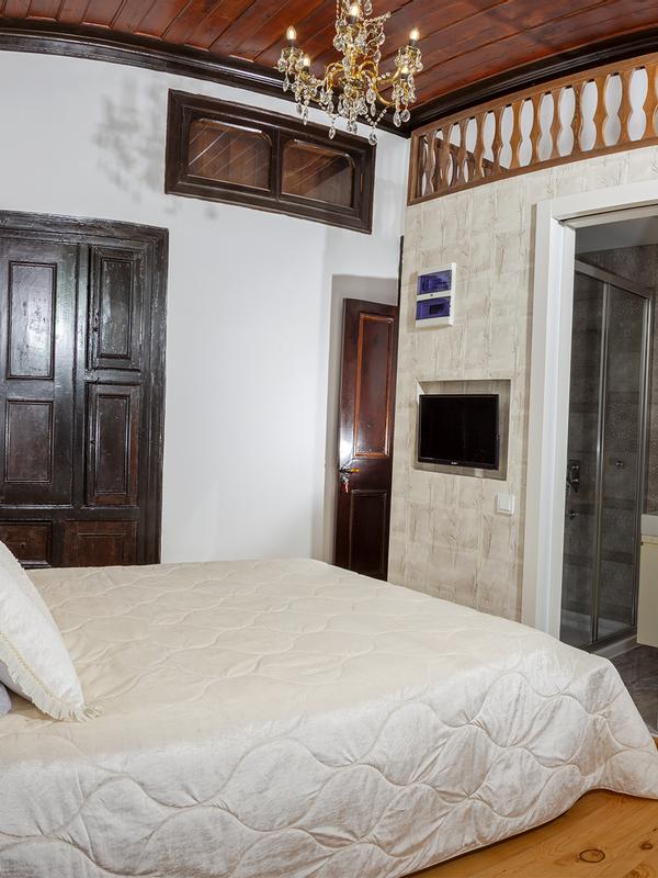 Cedrus Hotel