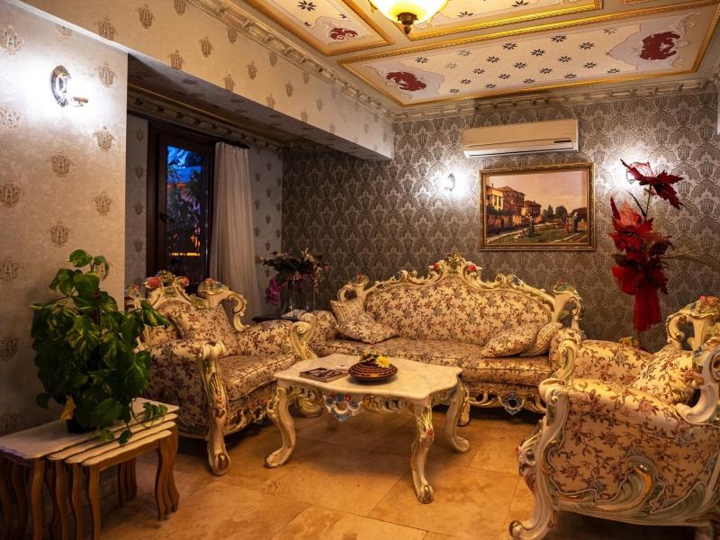 Castle Boutique Hotel