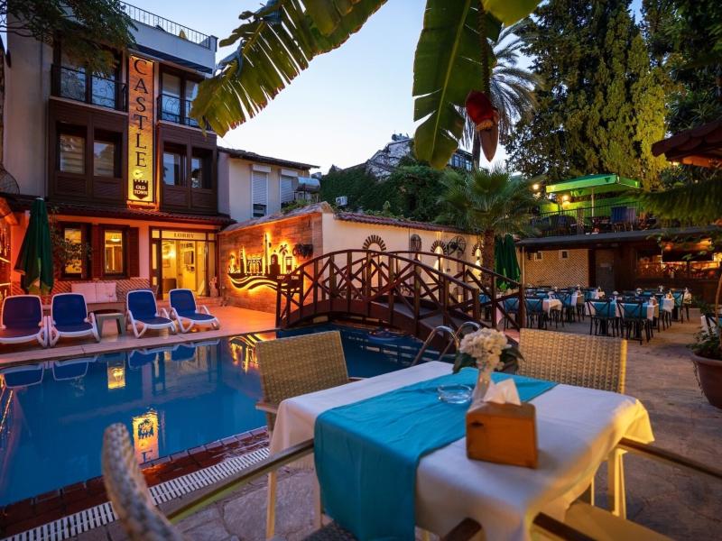 Castle Boutique Hotel