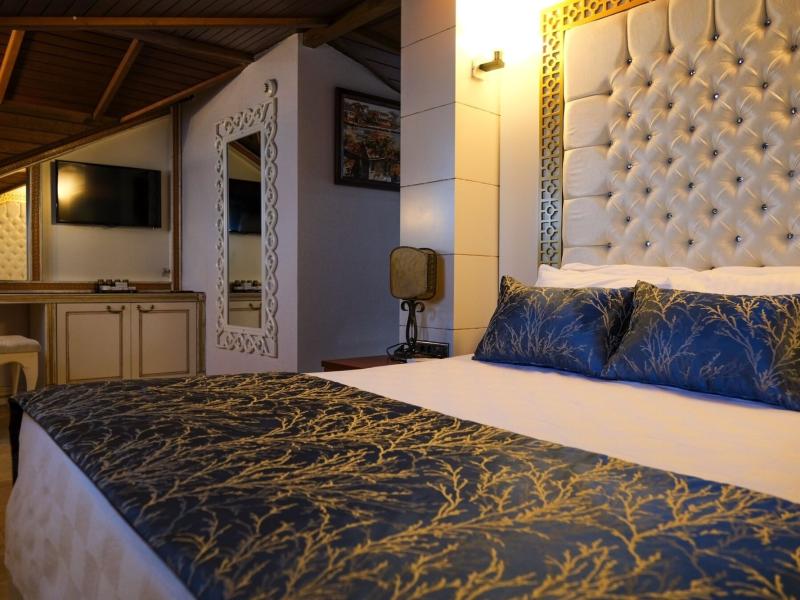 Castle Boutique Hotel