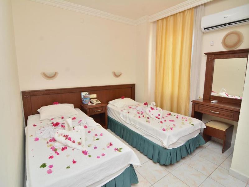 Rose Garden Apart Hotel