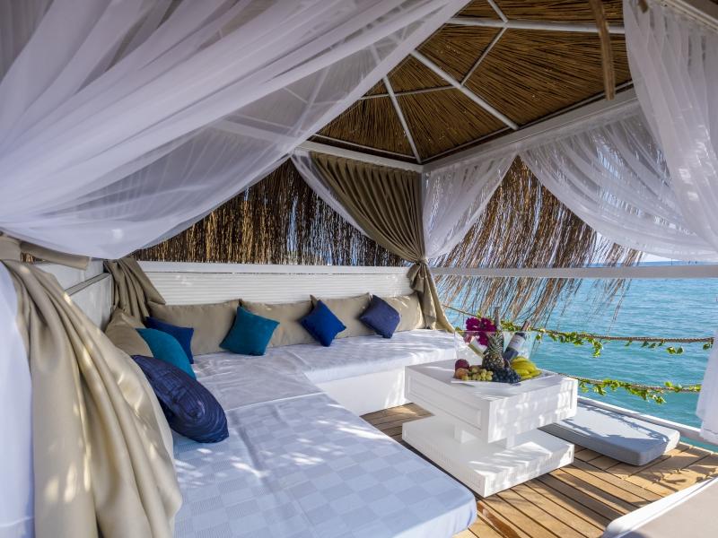 Blue Marlin Deluxe Spa & Resort