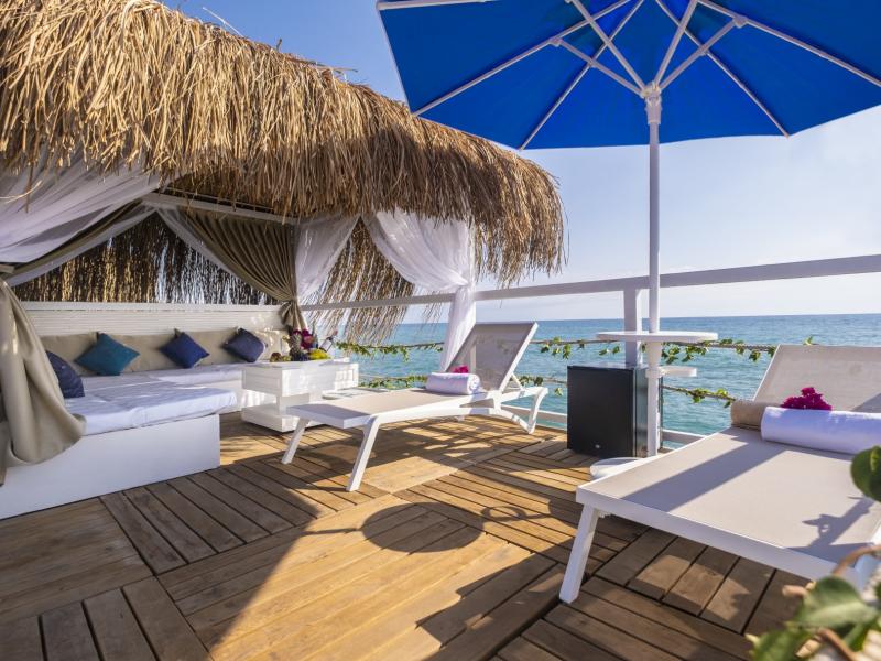 Blue Marlin Deluxe Spa & Resort