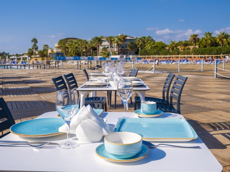 Blue Marlin Deluxe Spa & Resort