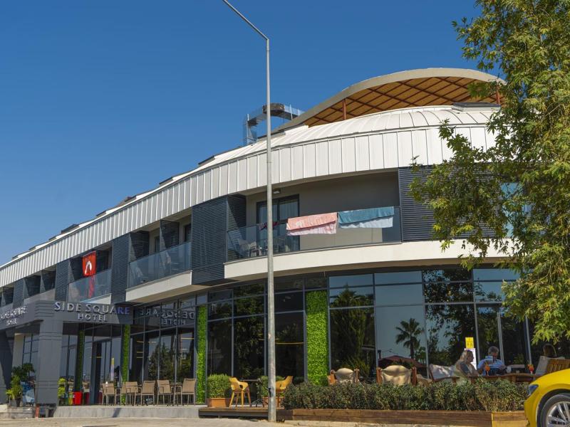 Side Square Hotel