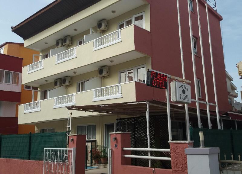 Flash Hotel