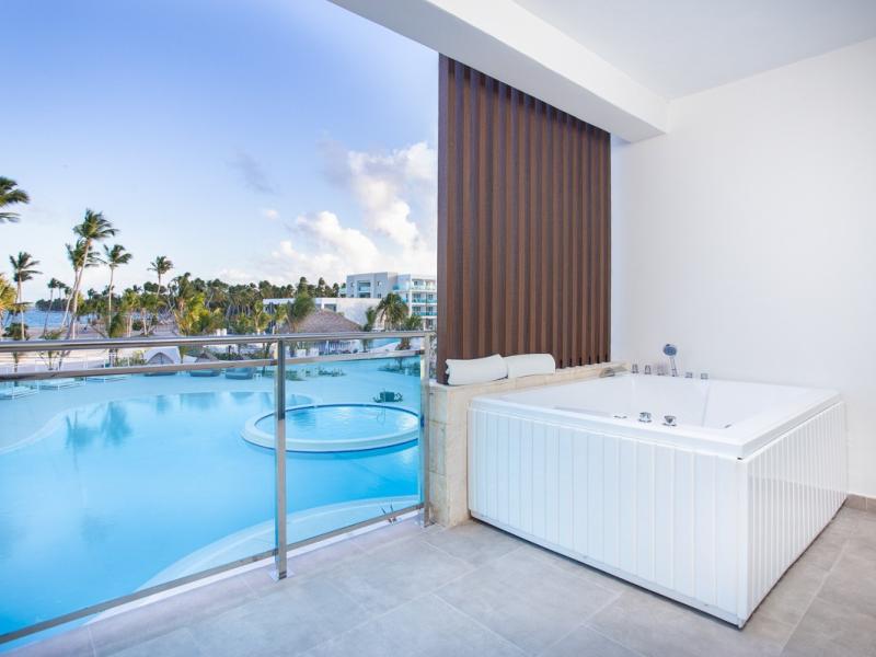 Serenade Punta Cana Beach & Spa Resort