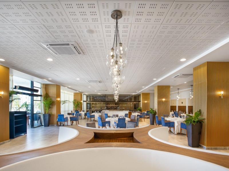 Serenade Punta Cana Beach & Spa Resort