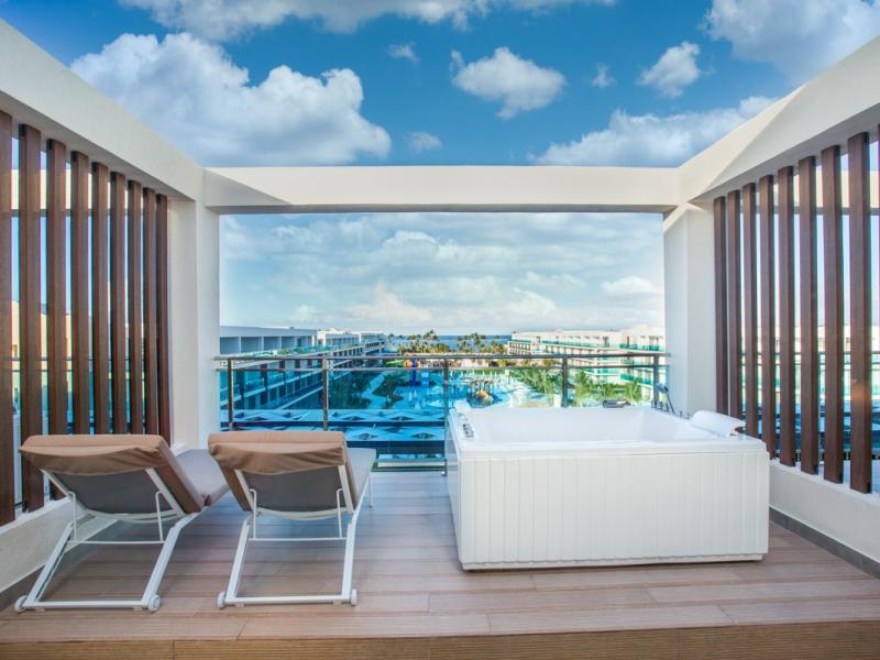 Serenade Punta Cana Beach & Spa Resort