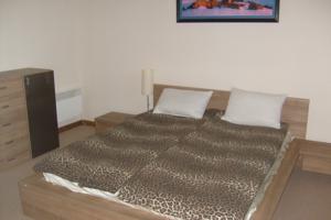 Eagle Lodge Hotel