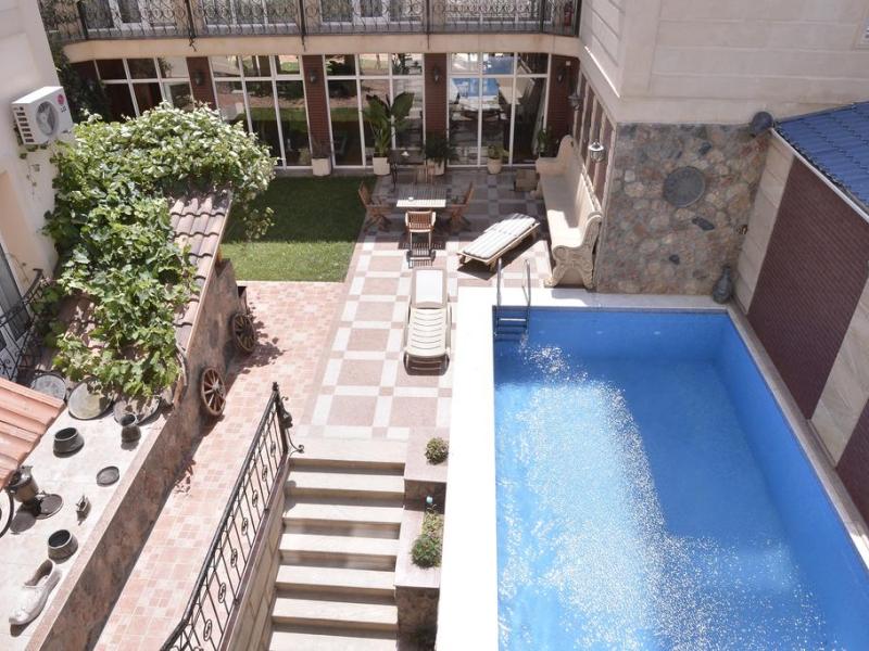 East Legend Panorama Hotel