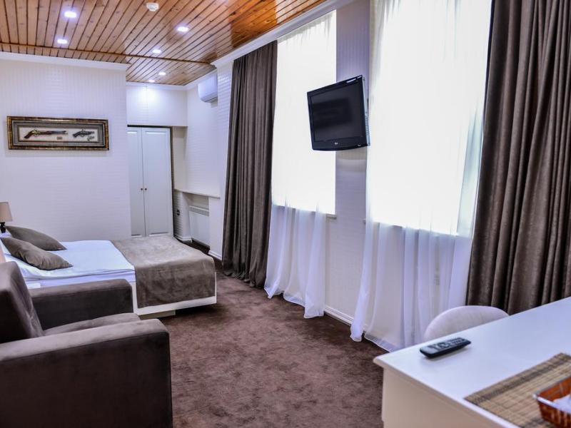 East Legend Panorama Hotel