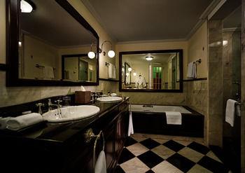 Eastern & Oriental Hotel