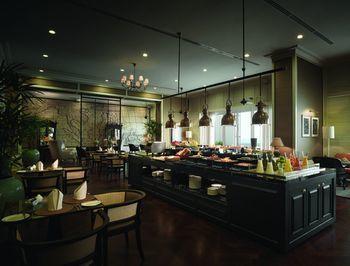 Eastern & Oriental Hotel