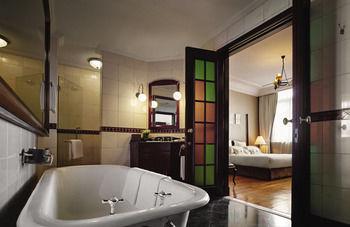 Eastern & Oriental Hotel