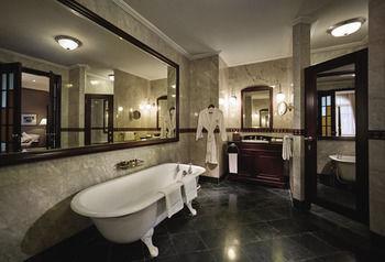 Eastern & Oriental Hotel