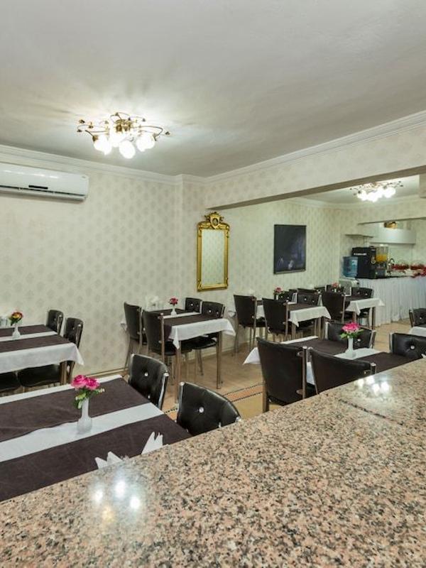 Le Safran Palace Hotel