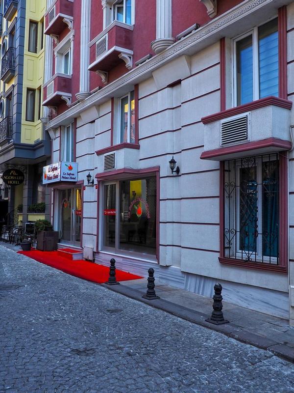 Le Safran Palace Hotel