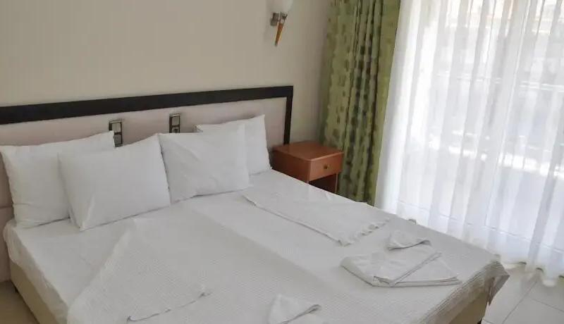 Moni Hotel