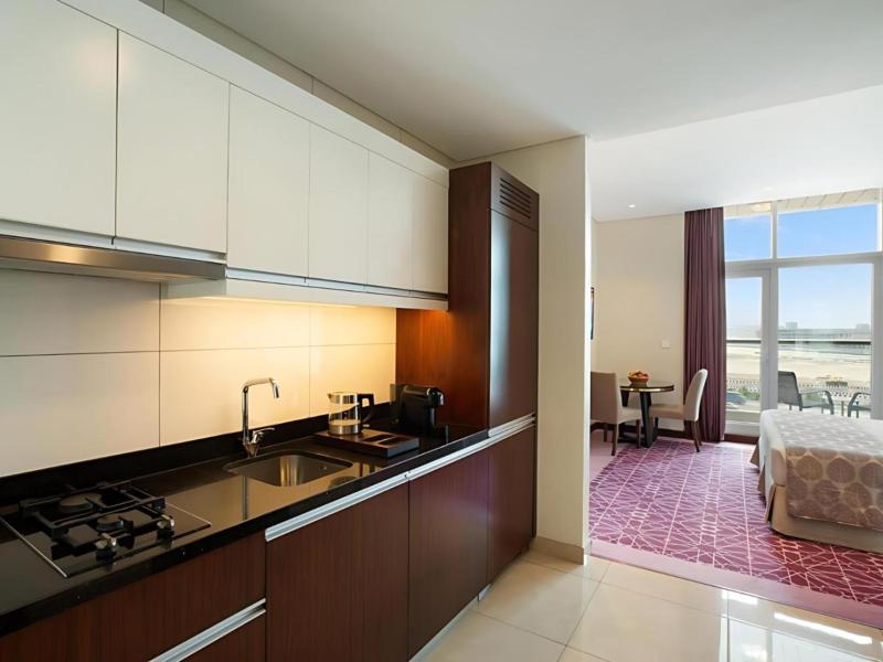 Royal Continental Suites Business Bay