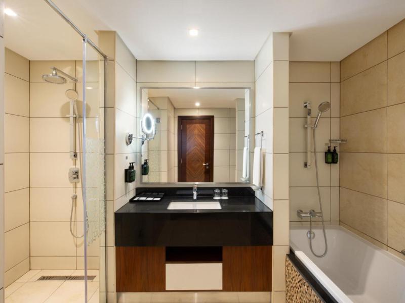 Royal Continental Suites Business Bay