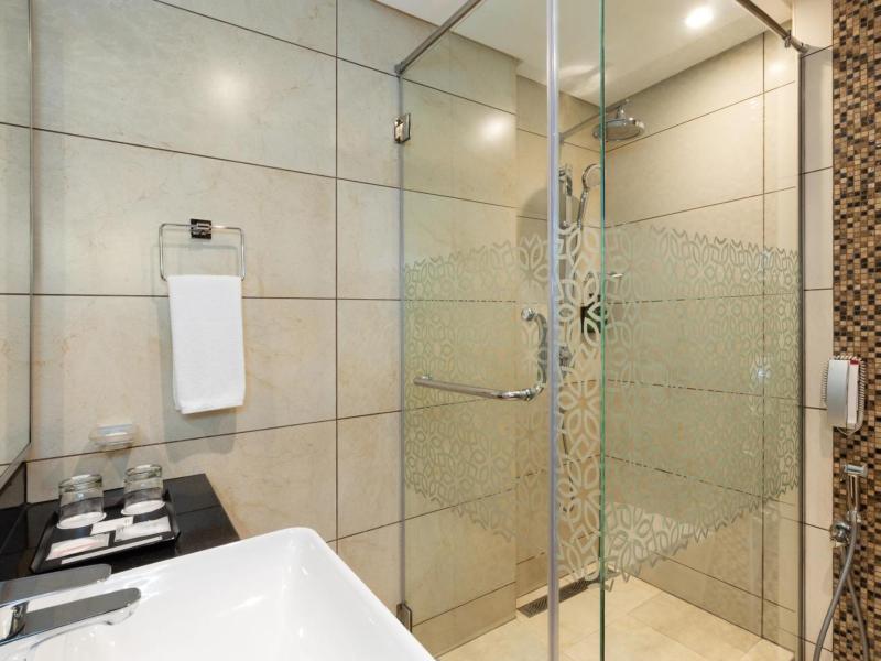 Royal Continental Suites Business Bay